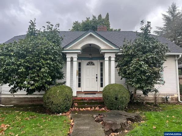 1335 Capitol St NE, Salem, OR 97301