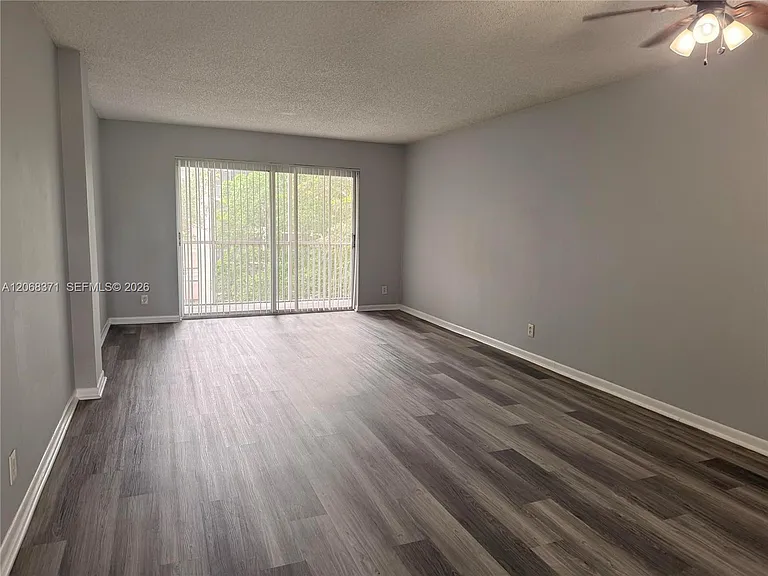 1200 NW 87th Ave #413 — Photo 13