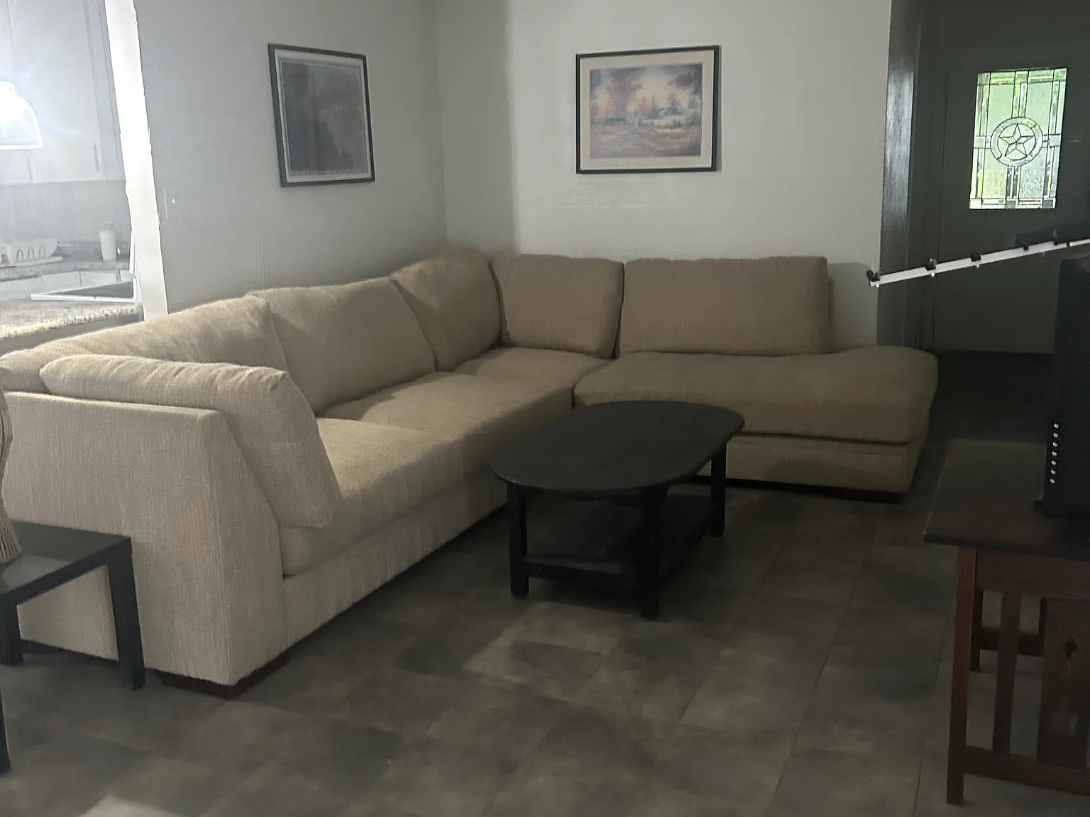 4 bed, 2000 sqft, $2,510 — Photo 3