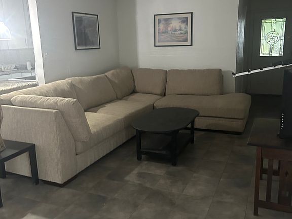 3rd image of 419 Ada St