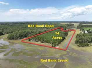 21 Red Bank Rd, Machipongo, VA 23405