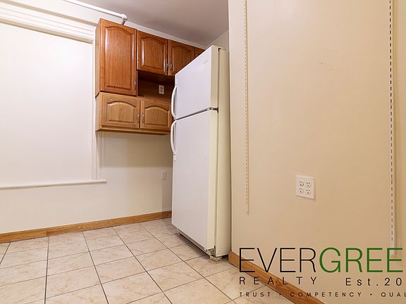 3rd image of 1119 Bergen St #1J