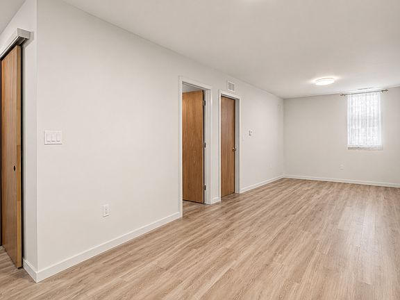 4th image of 3316 S Morgan St #2R