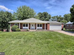 741 Middle Ln, Camp Hill, PA 17011