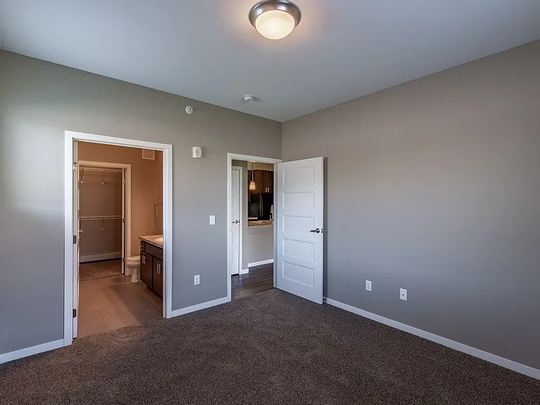 Latitude Apartments — Photo 45