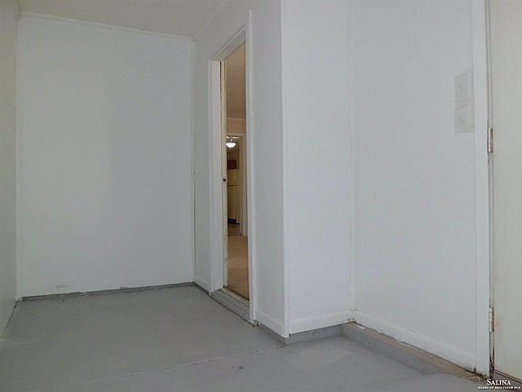 5th image of 1027 N 11th St