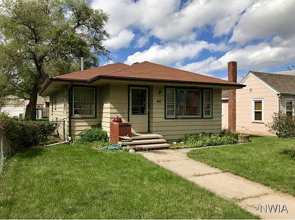 1st image of 307 W 20th St