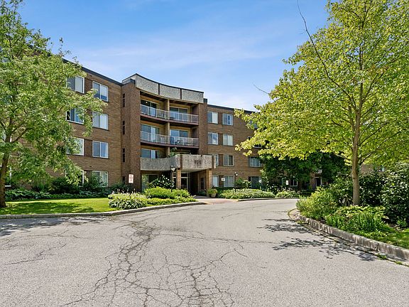 2nd image of 909 E Kenilworth Ave Unit 214