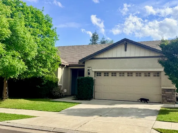 774 Serena Ave, Clovis, CA 93619