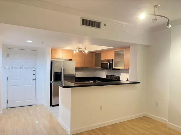 140 S Dixie Hwy APT 515, Hollywood, FL 33020