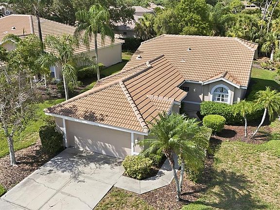 2nd image of 9402 FOREST HILLS CIRCLE