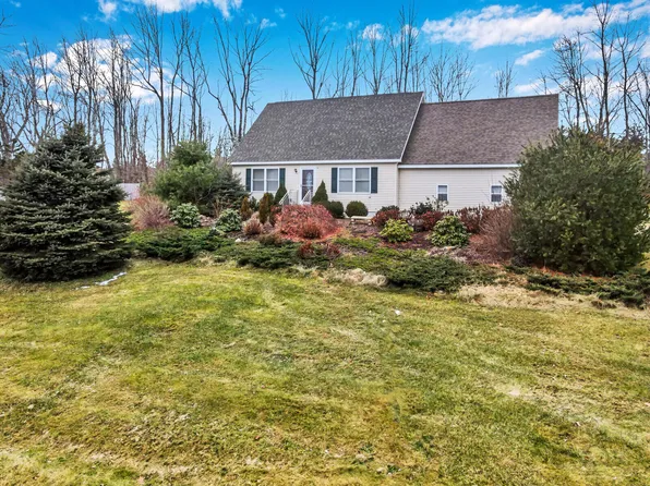 1033 Main Street, Monmouth, ME 04259