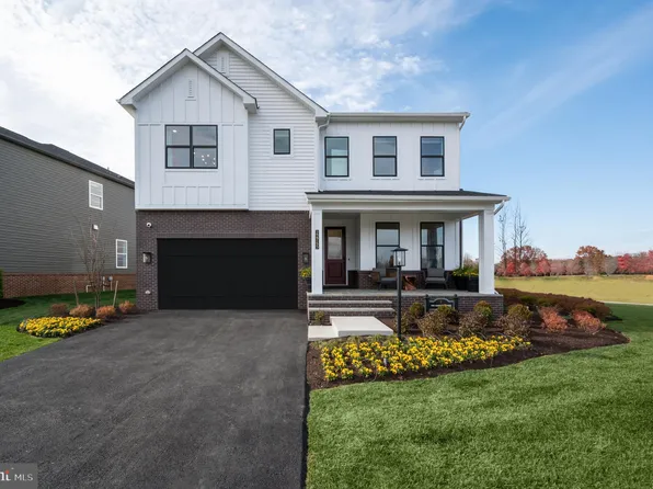 42003 Night Nurse Cir, Ashburn, VA 20148