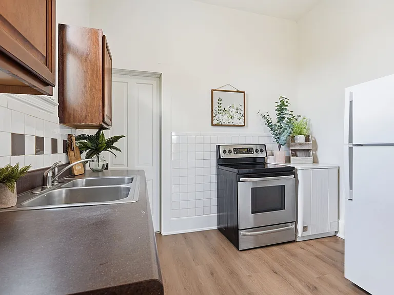405 Perry Ave #3 — Photo 12