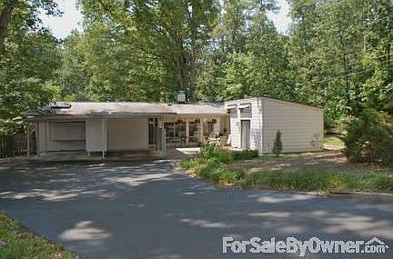 1st image of 8427 Halidan Dr