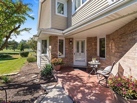 2nd image of 11424 Lakebrook Ct