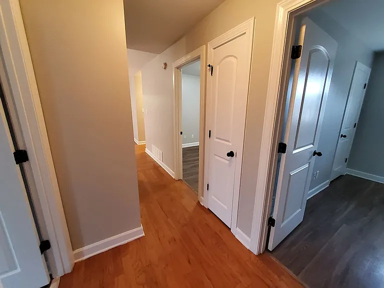 8898 Rasco Hills Cv — Photo 24