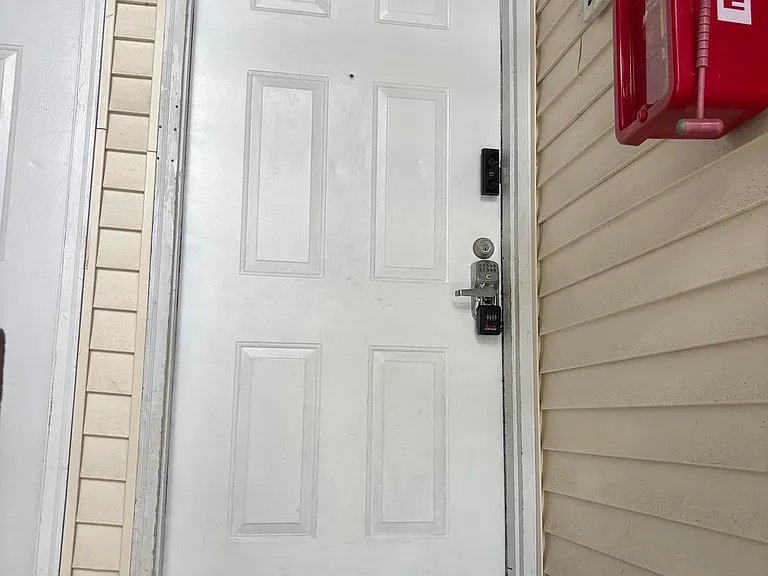 216 Highland Blvd #B-76 — Photo 25