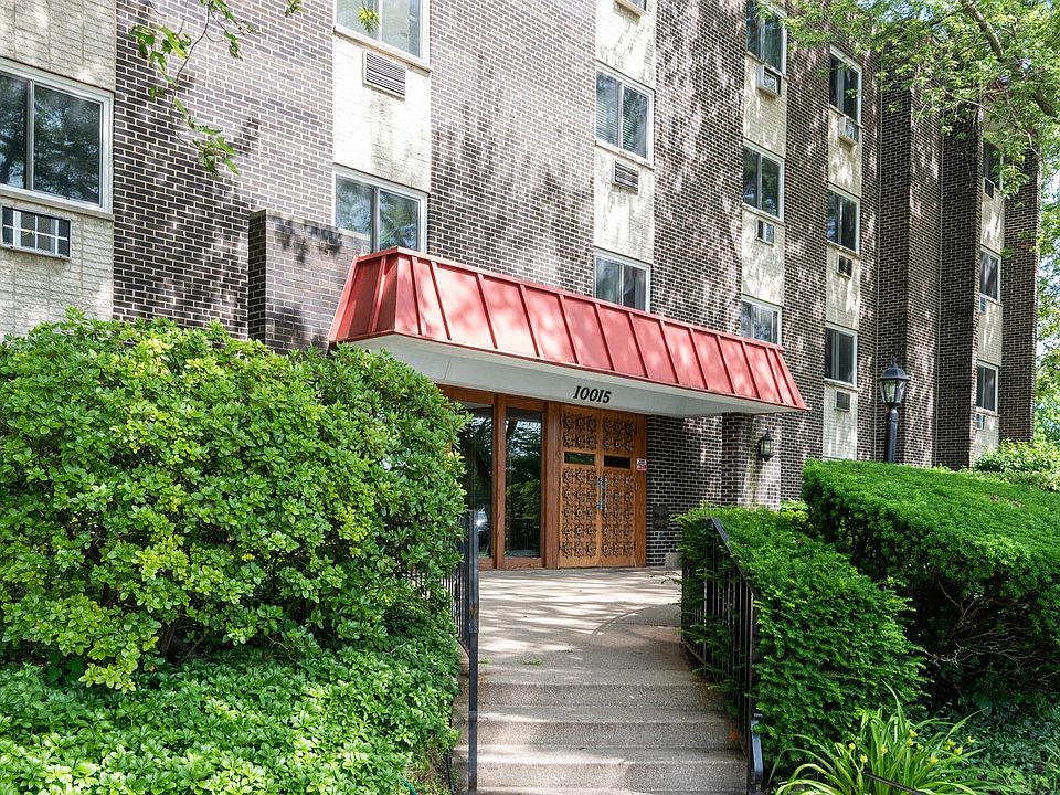 1st image of 10015 Beverly Dr APT 210