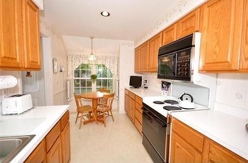4th image of 105 Audubon Dr