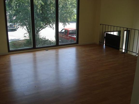 3rd image of 8404 E Mansfield Ave