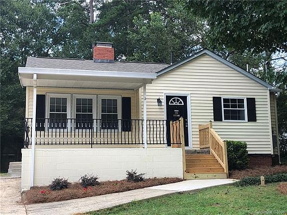 2nd image of 128 Green Dr