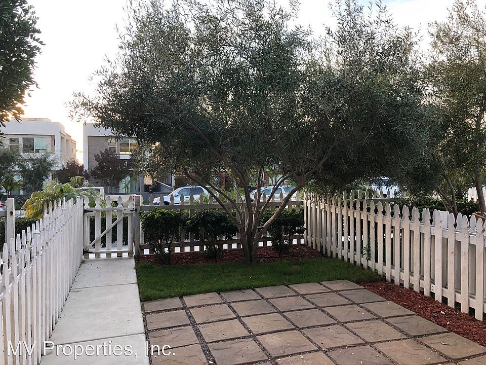 1st image of 3917 Haines St #3919
