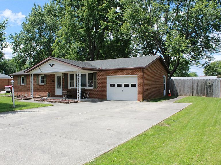 Listing photo 5