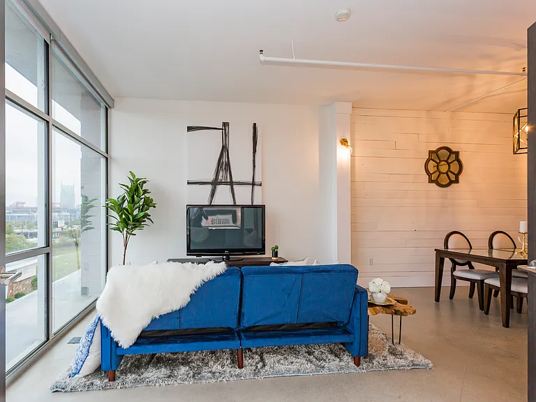 2115 Yeaman Pl #412 — Photo 33