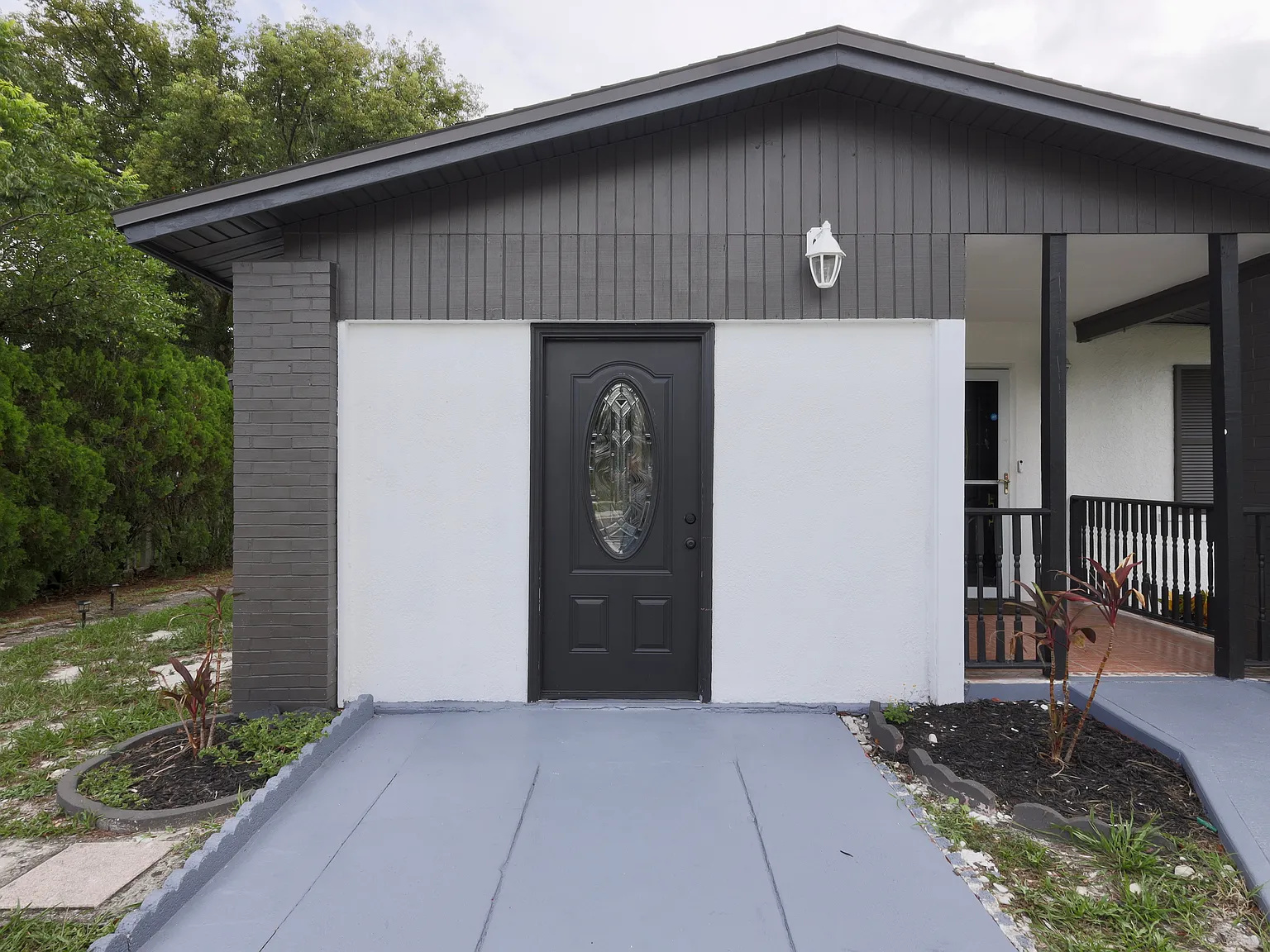 2259 Howland Blvd — Photo 2