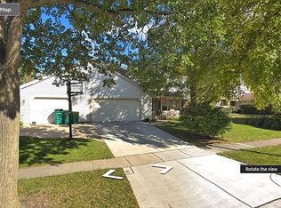 754 Carriageway Dr, Buffalo Grove, IL 60089