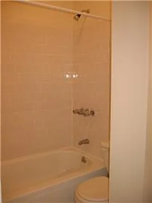 Rented by Bank Neary | media 16