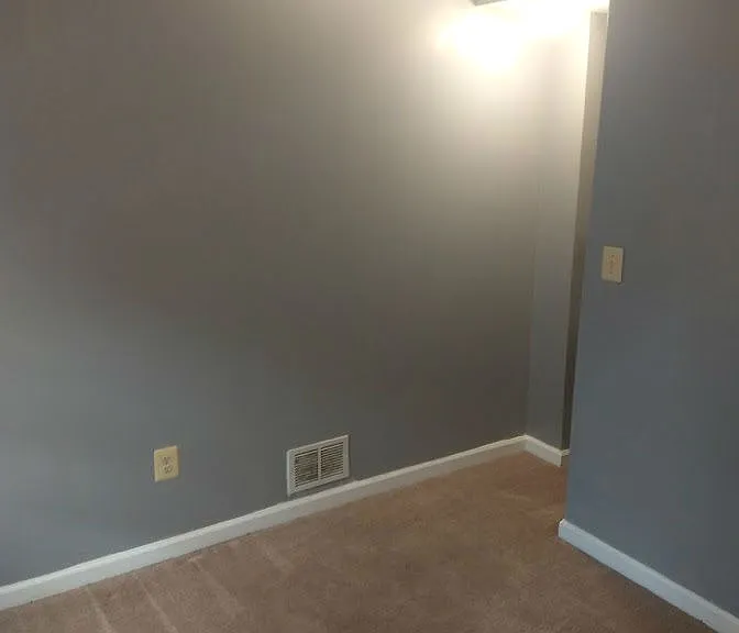 435 E Wildey St — Photo 3