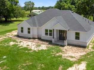 180 Nix Dr, Emory, TX 75440