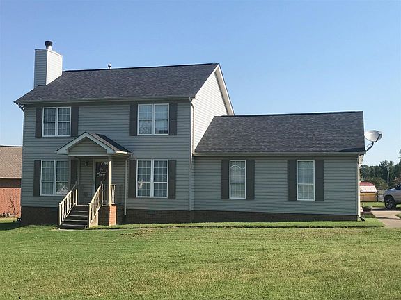 3rd image of 102 Oak Pl