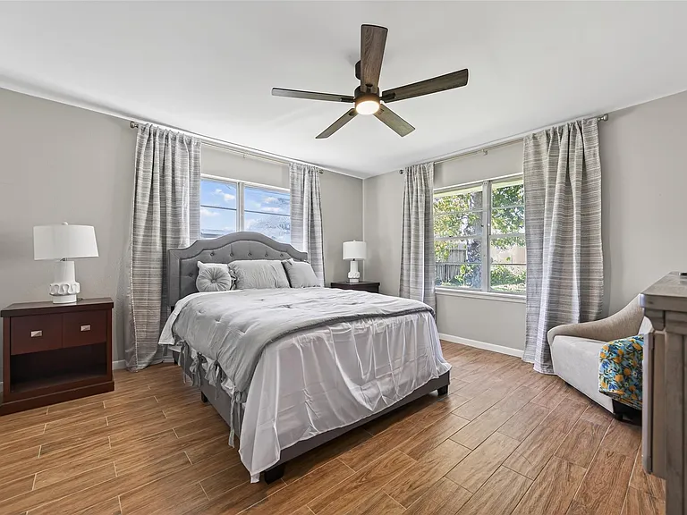 9310 Cliffwood Dr — Photo 31