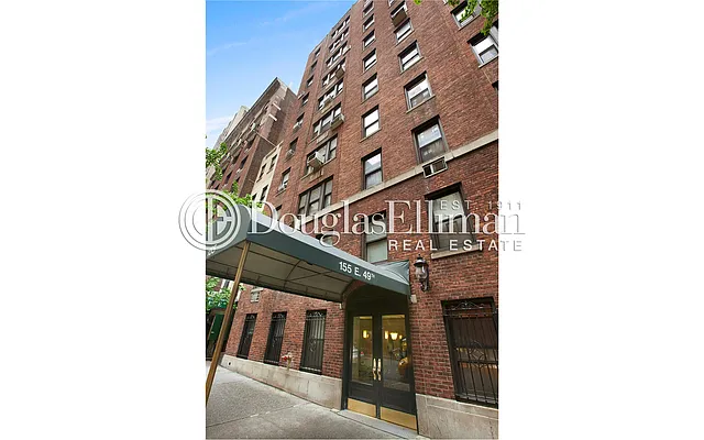 Sold by Douglas Elliman | media 8