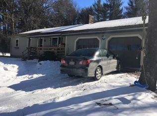 84 Clapp Rd, Rochester, MA 02770