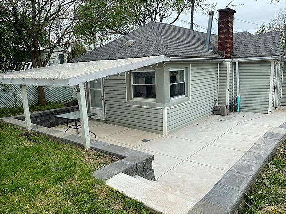 4th image of 3642 Pittsburgh Ave