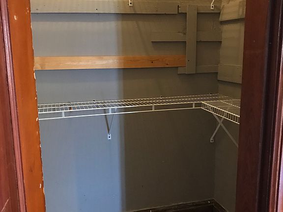 5th image of 125 Coral Ave APT 2