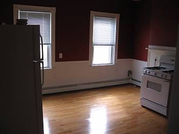 4th image of 23 Felix St