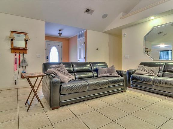 3rd image of 2147 Glen Heights Pl
