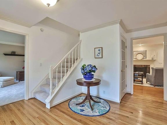 2nd image of 11953 Harbortown Dr