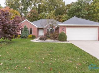 7656 Hickory Grove Rd, Sylvania, OH 43560