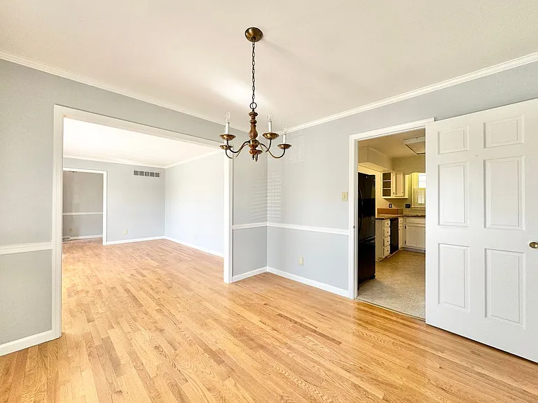 6104 Buckhorn Rd — Photo 6