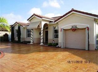 5061 SW 162nd Pl, Miami, FL 33185