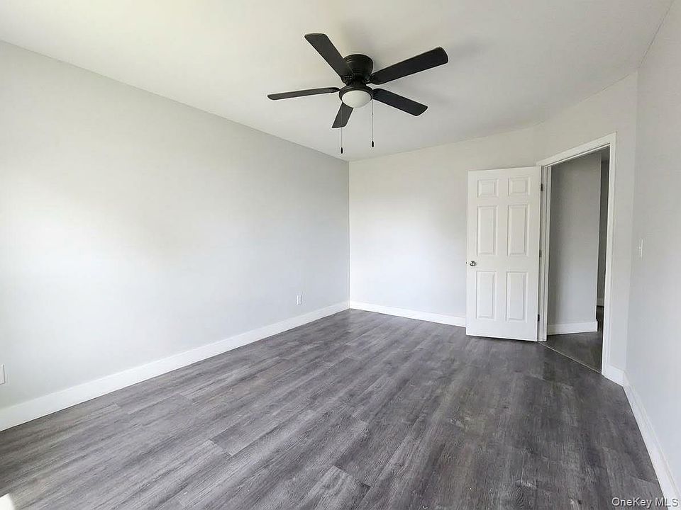 2nd image of 707 Eagle Avenue