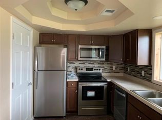 1215 Graham Ave, Oshkosh, WI 54902