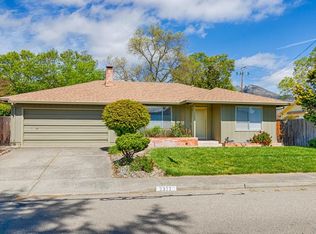 7377 Oak Leaf Dr, Santa Rosa, CA 95409