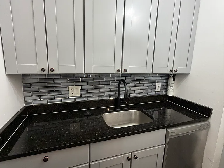 1017 P St NW #B — Photo 6